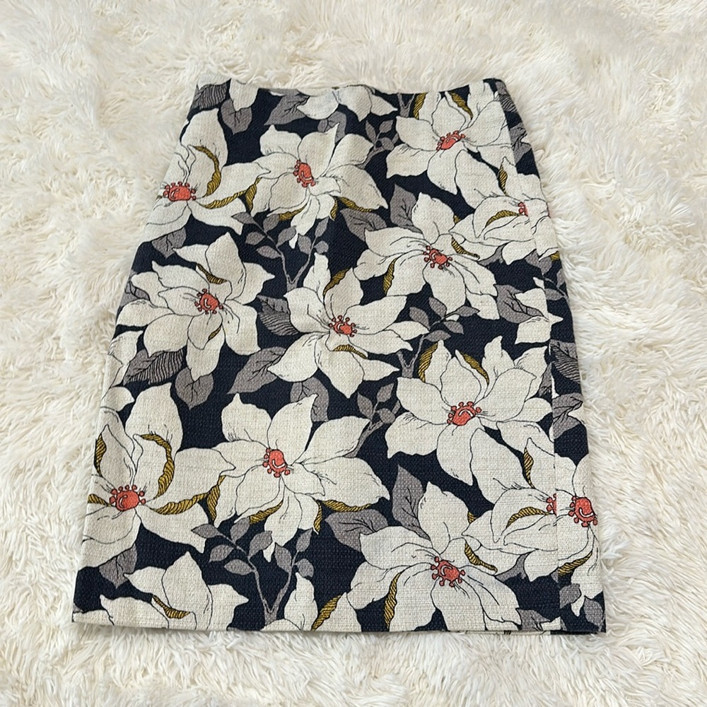 Ann Taylor floral skirt
